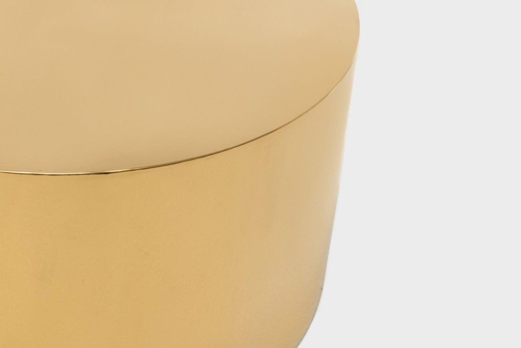 Gold coffee table - Image 1